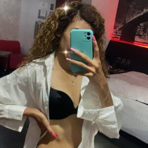 SOY SINDY, ESTOY ACTIVA CALIENTE Y CON GANAS DE SEX SIN LIMITES