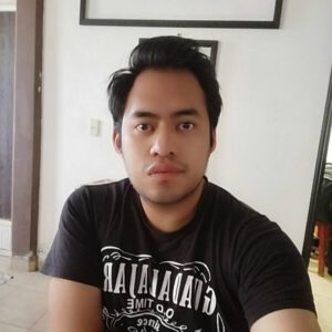 Joven de 25 años listo para sacar a la zorra que llevas dentro